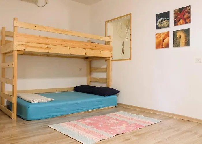 Cosy Family Home & Garden In Eilat